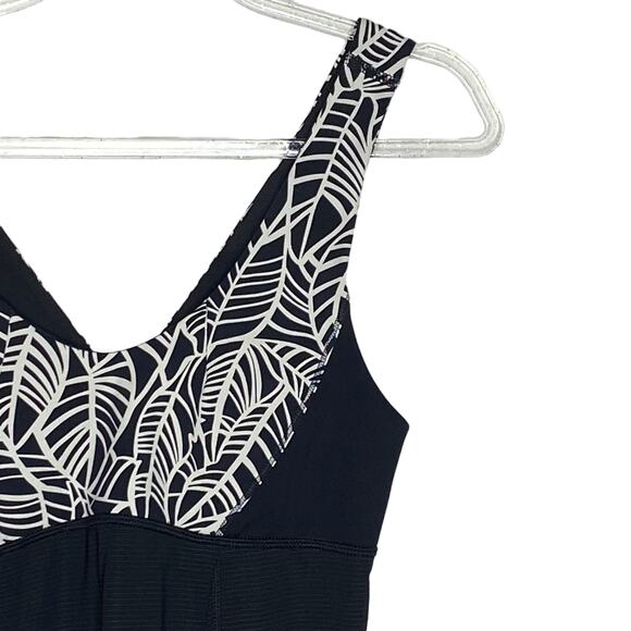 Lululemon Womens Size 4 Tank‎ Top Cinch Waist Black White Pullover Activewear - Picture 3 of 8